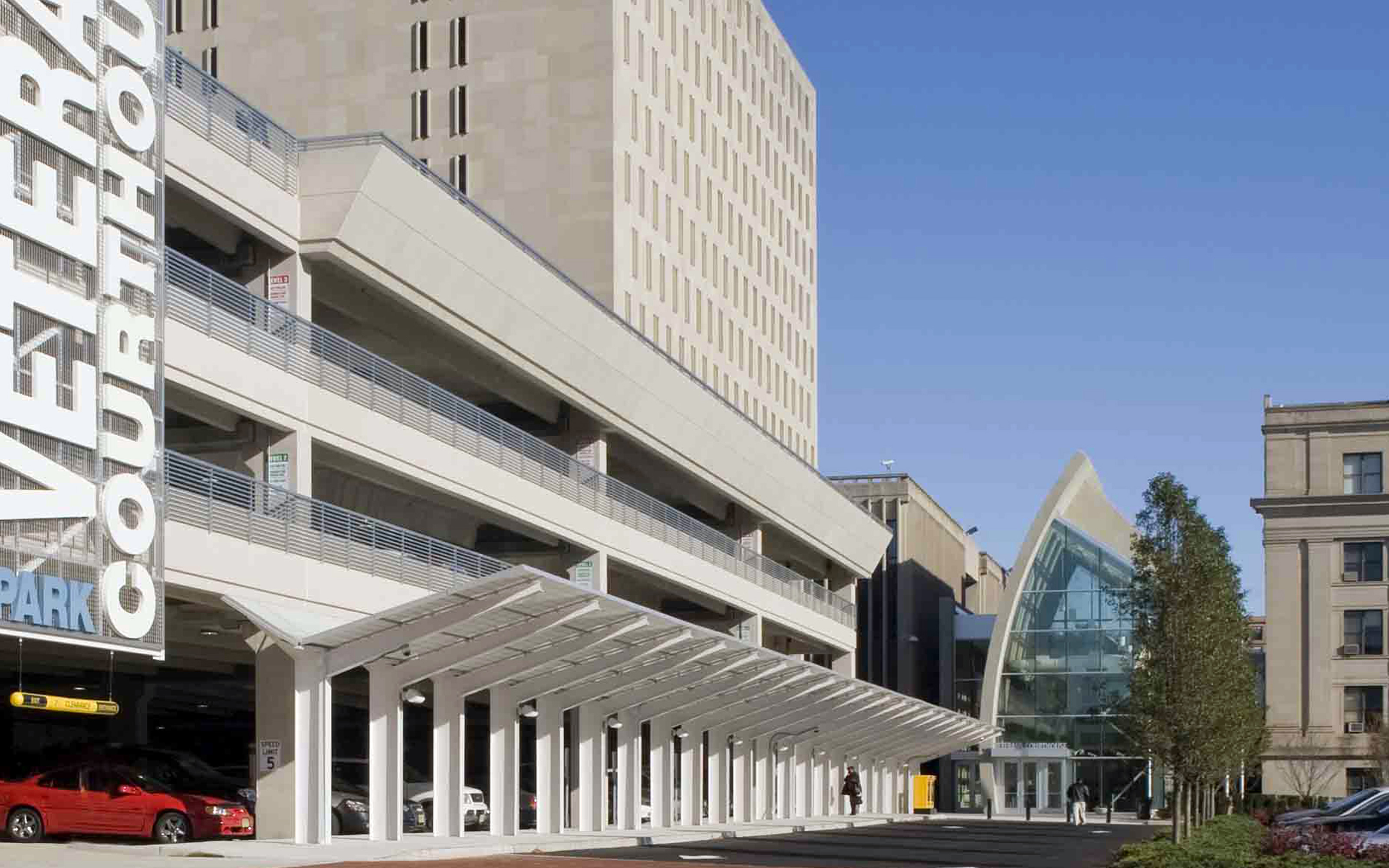 Veterans Courthouse Parking Deck